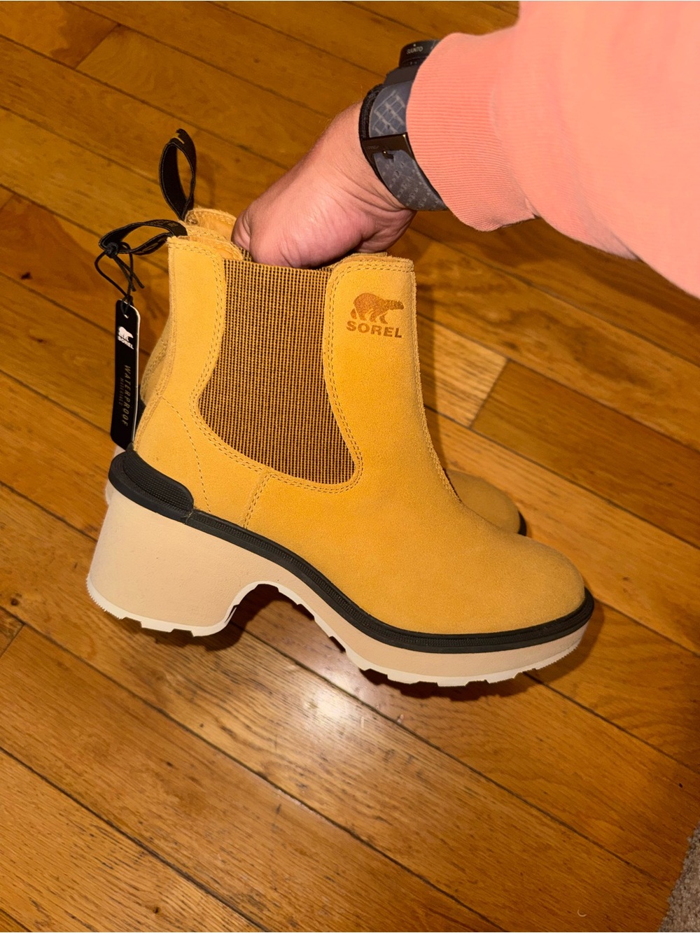 NWT Sorel Women's Hi-Line Heel Chelsea Boots